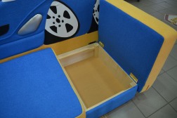 Детский диван-машинка 